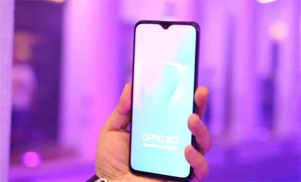 据透露:oppor17pro即将浮出水面