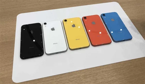 iPhone XR表现令人失望，增加生产线