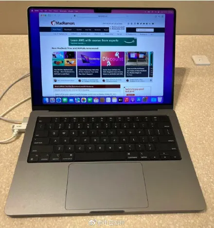 苹果回应新MacBookPro刘海屏 刘海设计是一种 