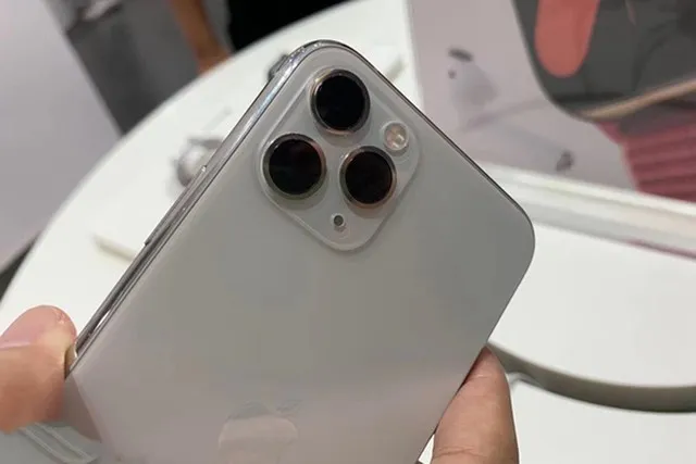 iPhone12mini续航或比iPhone11差 因手机尺寸太小 