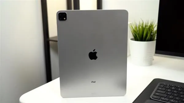 2019新款iPad Pro长这样 外媒机模