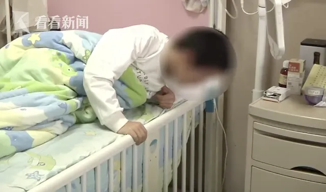 学生被逼吃垃圾是什么情况？河南老师