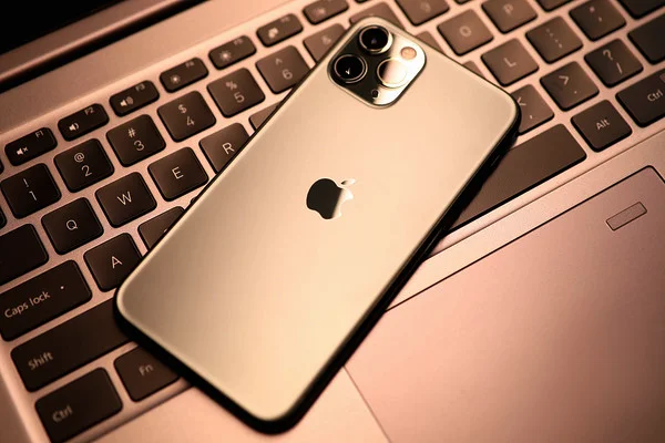 消息称苹果要求鸿海今年扩大iPhone